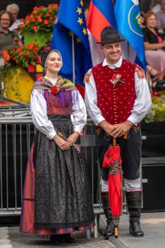 Povorka ob dnevih narodnih noš in oblačilne dedščine (30)